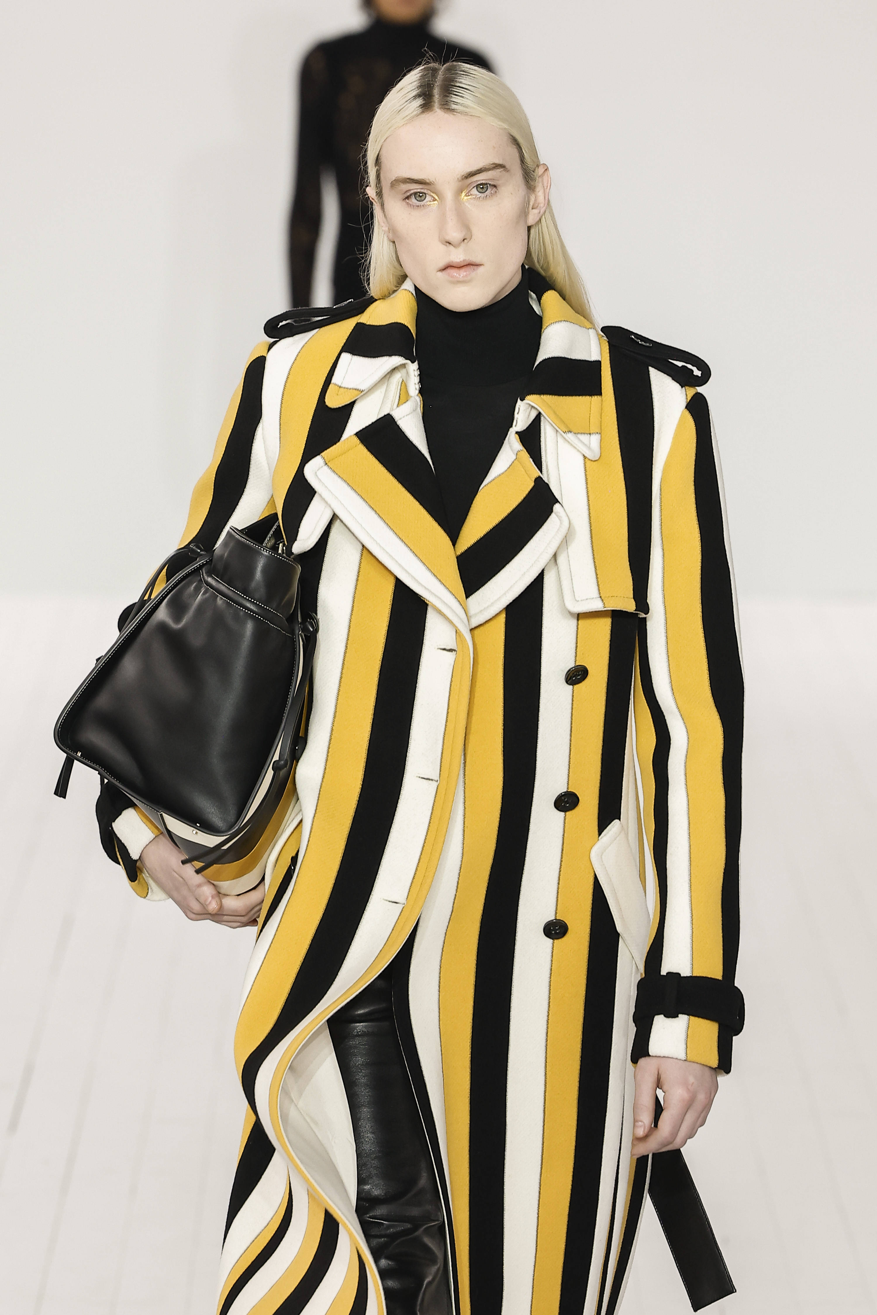 蔻依时装周,蔻依巴黎时尚时装周