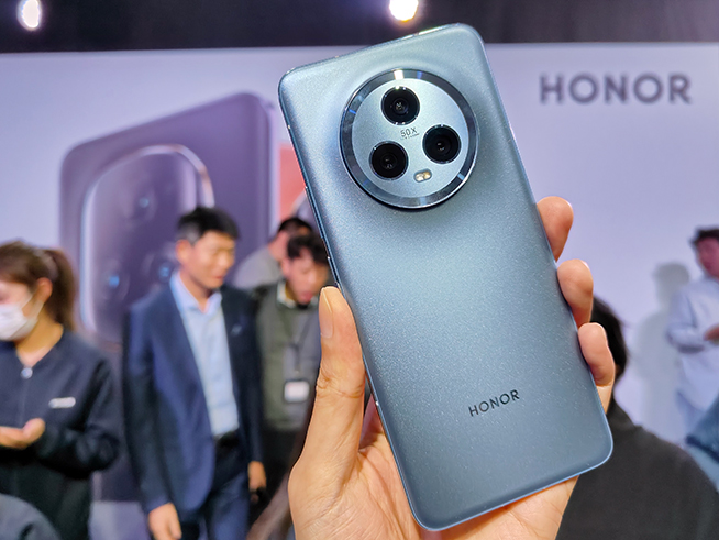 赵明在荣耀magic5发布会上的讲话,任正非谈超越美国遥遥领先