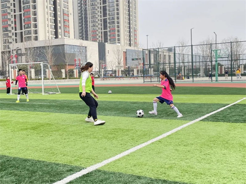 沣西足球联赛开幕式,沣东新城校园足球比赛视频