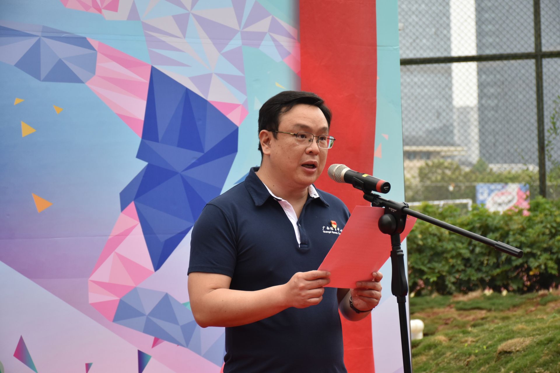 广西体育中心体育馆容纳多少人,广西体育场足球比赛