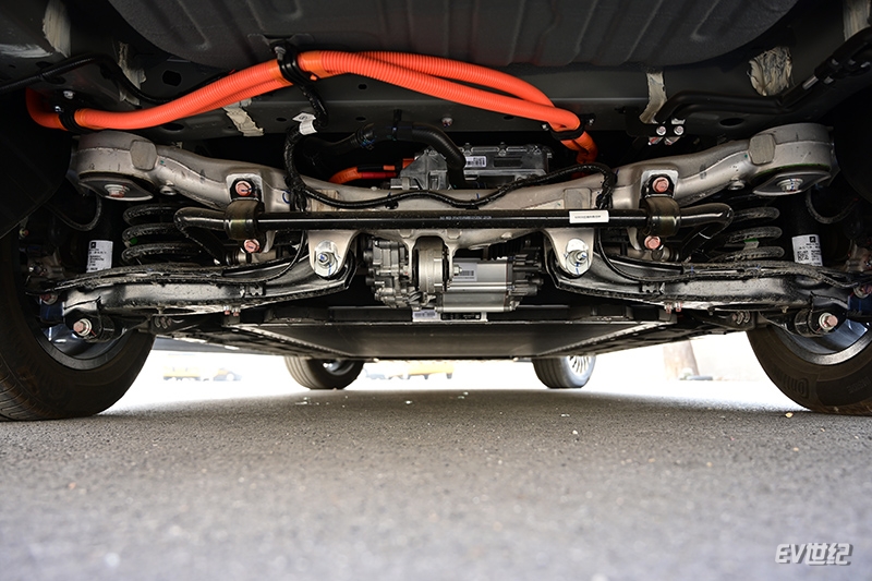 腾势d9纯电版ev试驾,试驾腾势d9EV