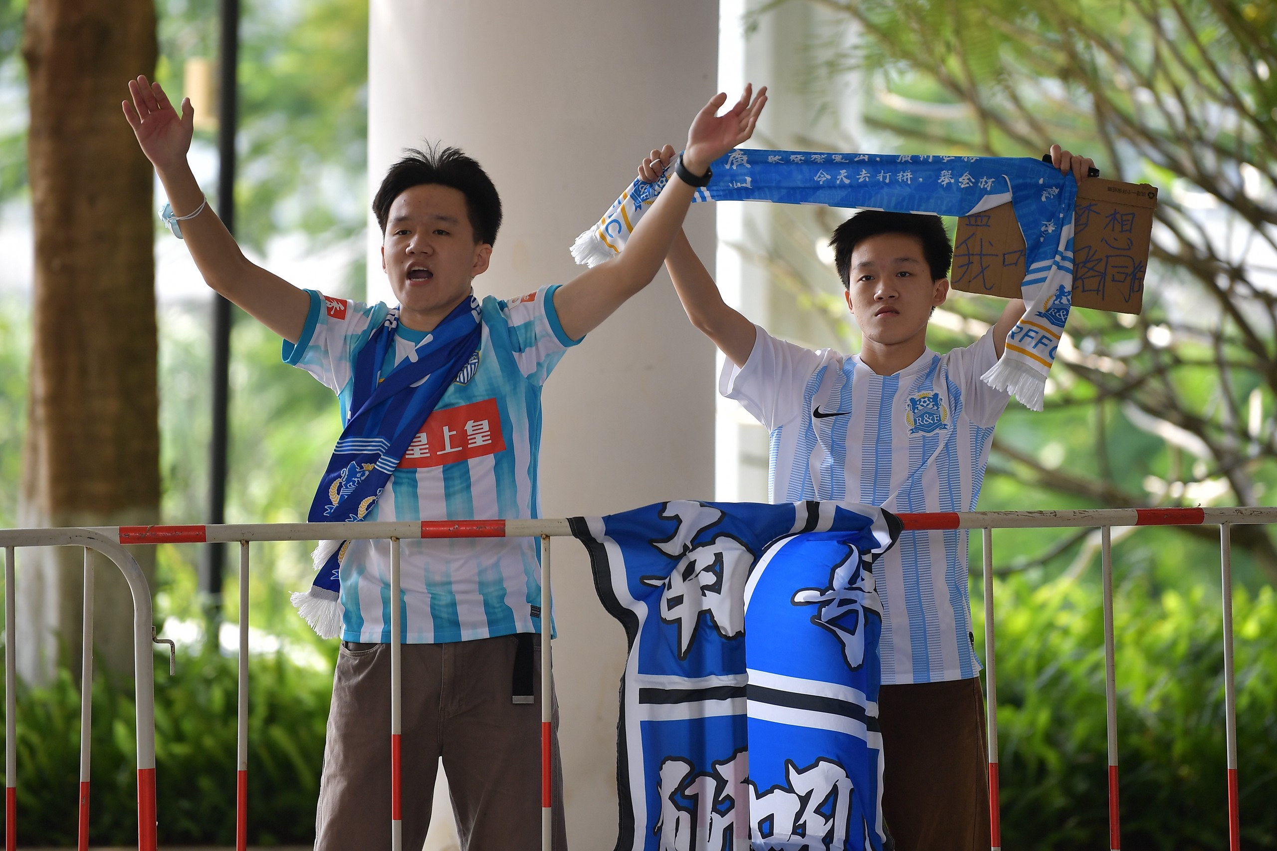 深一度新闻最新消息,深一度报道