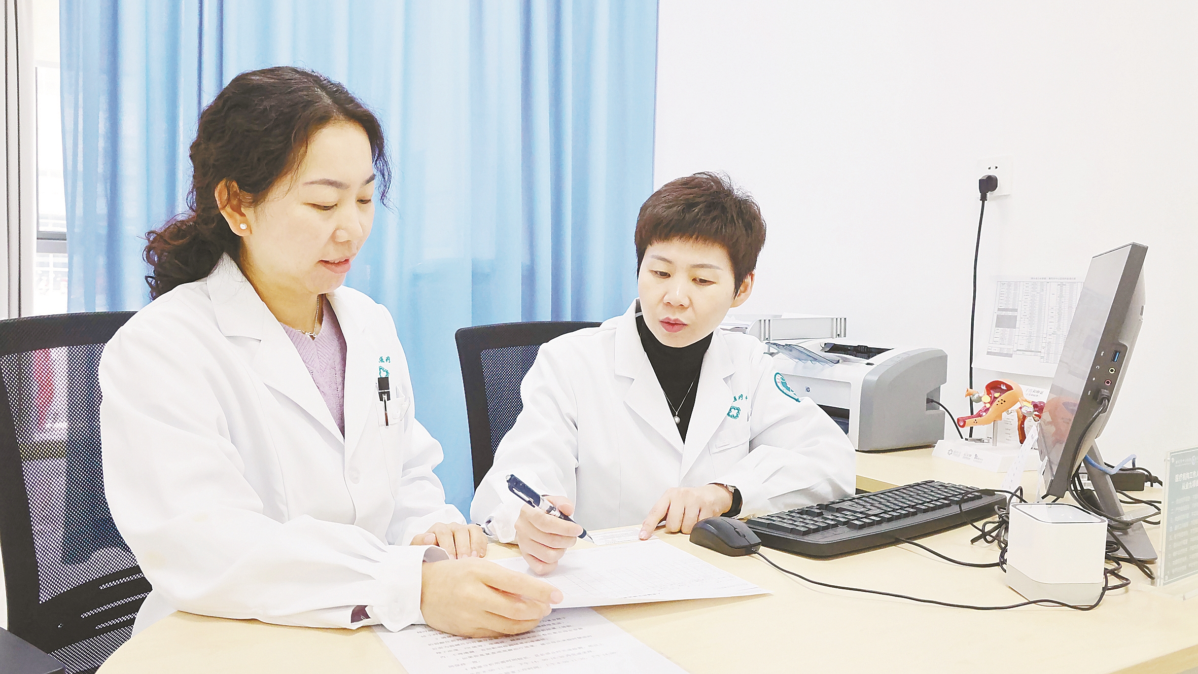 呵护女性健康抗菌护理,关爱妇女健康提高保健意识