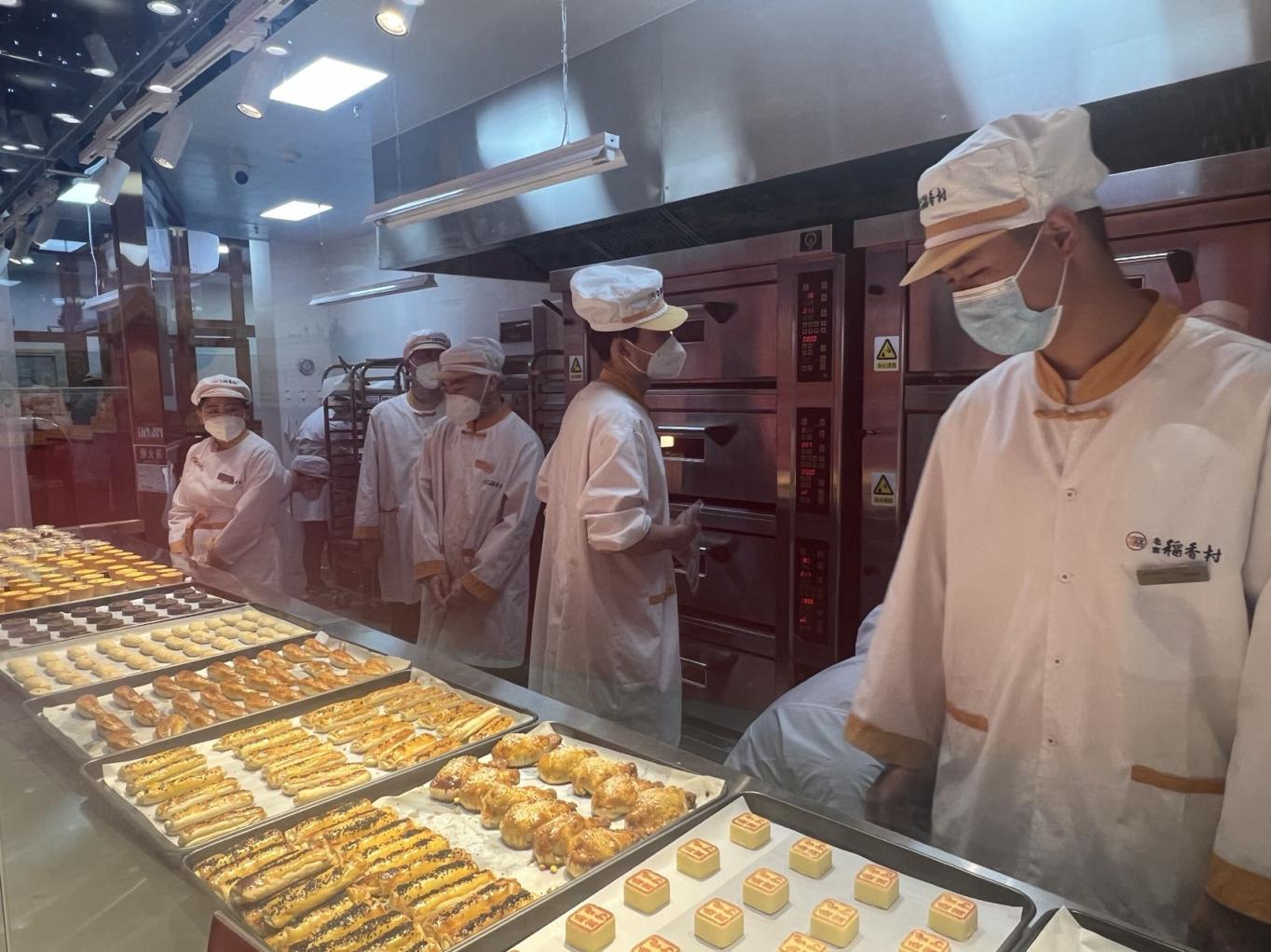 创新发展转型升级追求高质量发展,创新转型再突破