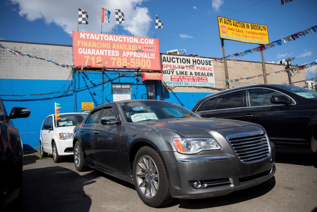 修车代替买车　美国上路乘用车平均车龄创新高