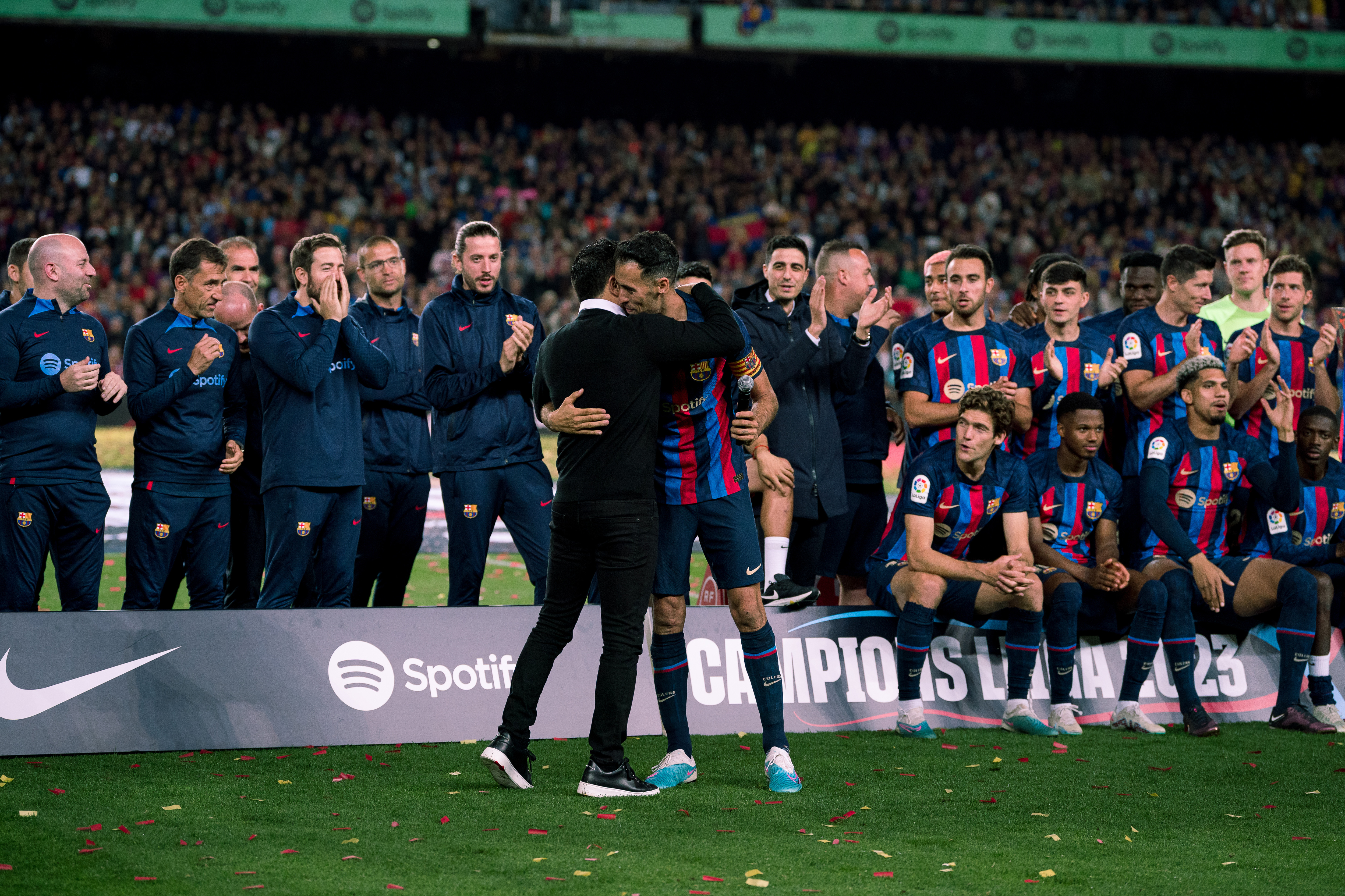 10-11西甲巴萨联赛夺冠,体育足球西甲巴萨