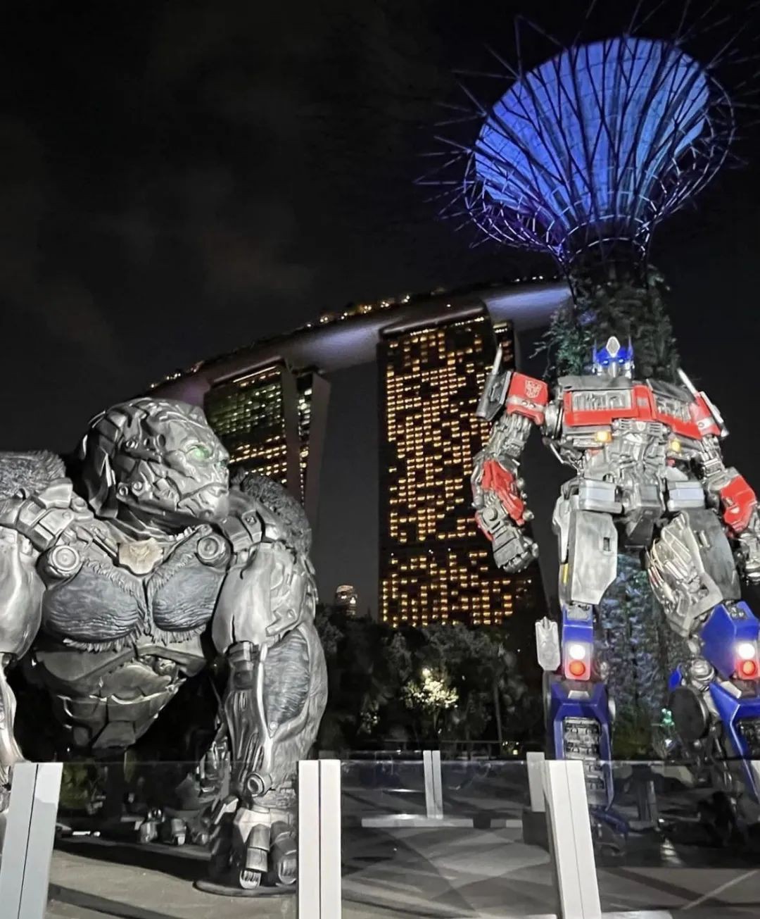 变形金刚团队演出,变形金刚幕后现场