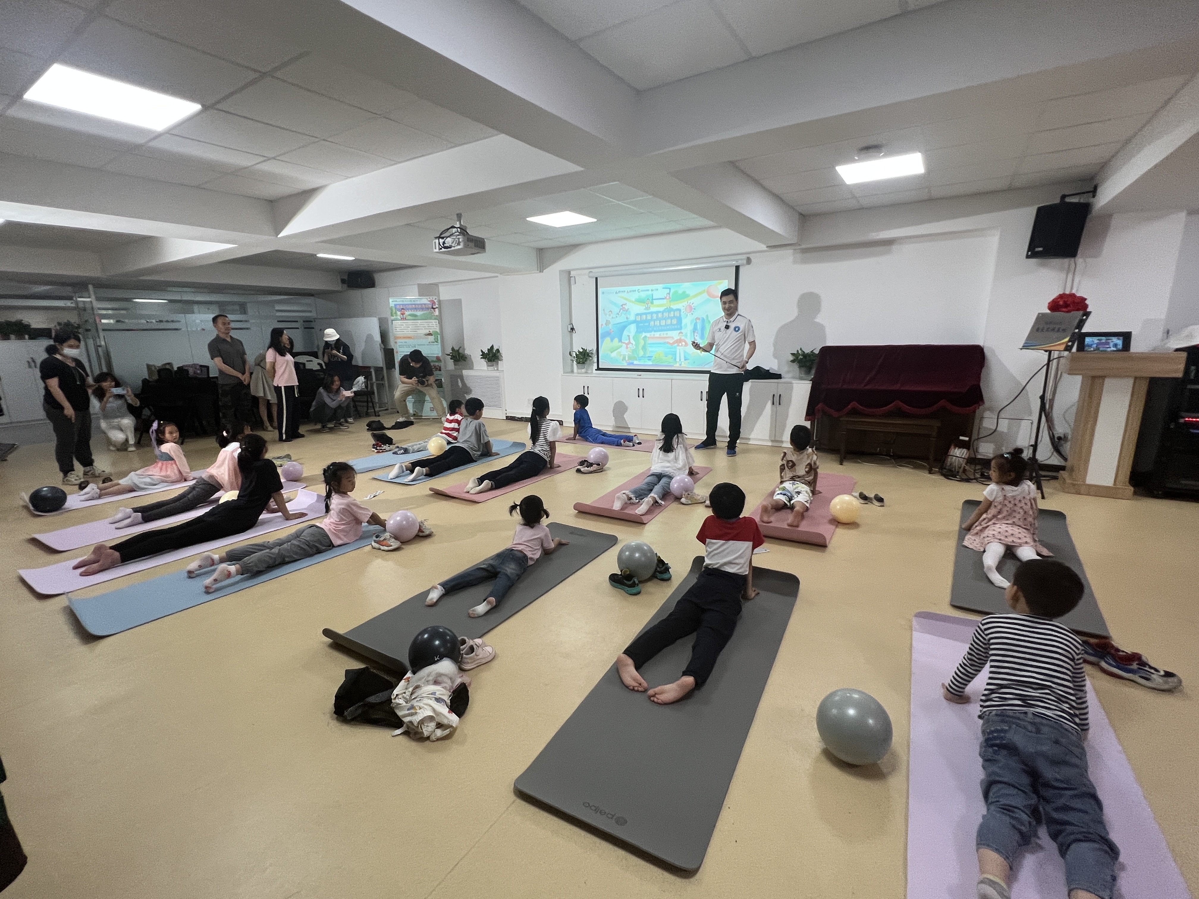 公益行动青年港湾,公益实践中心简介