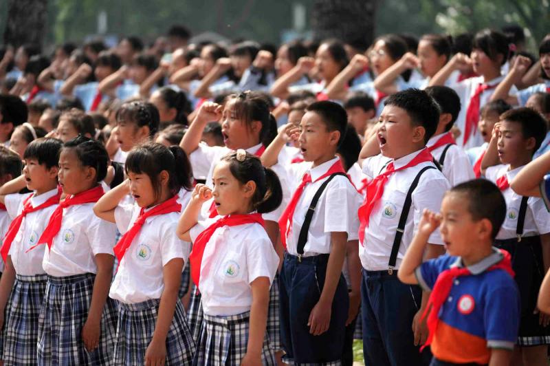 少先队入队游园会,小学少先队员入队活动