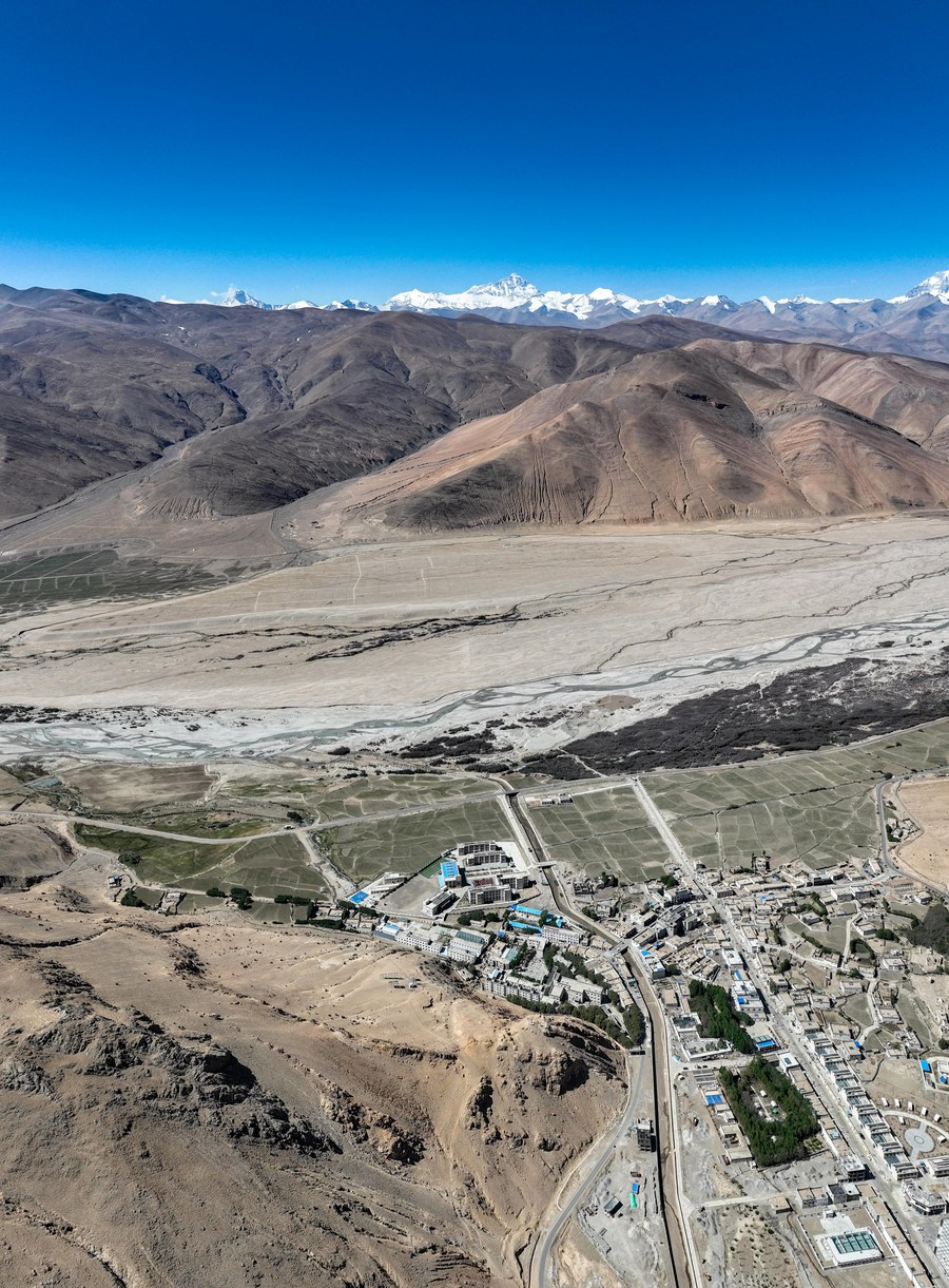 国道之行从雪山奔向大海|珠峰脚下的钢琴课