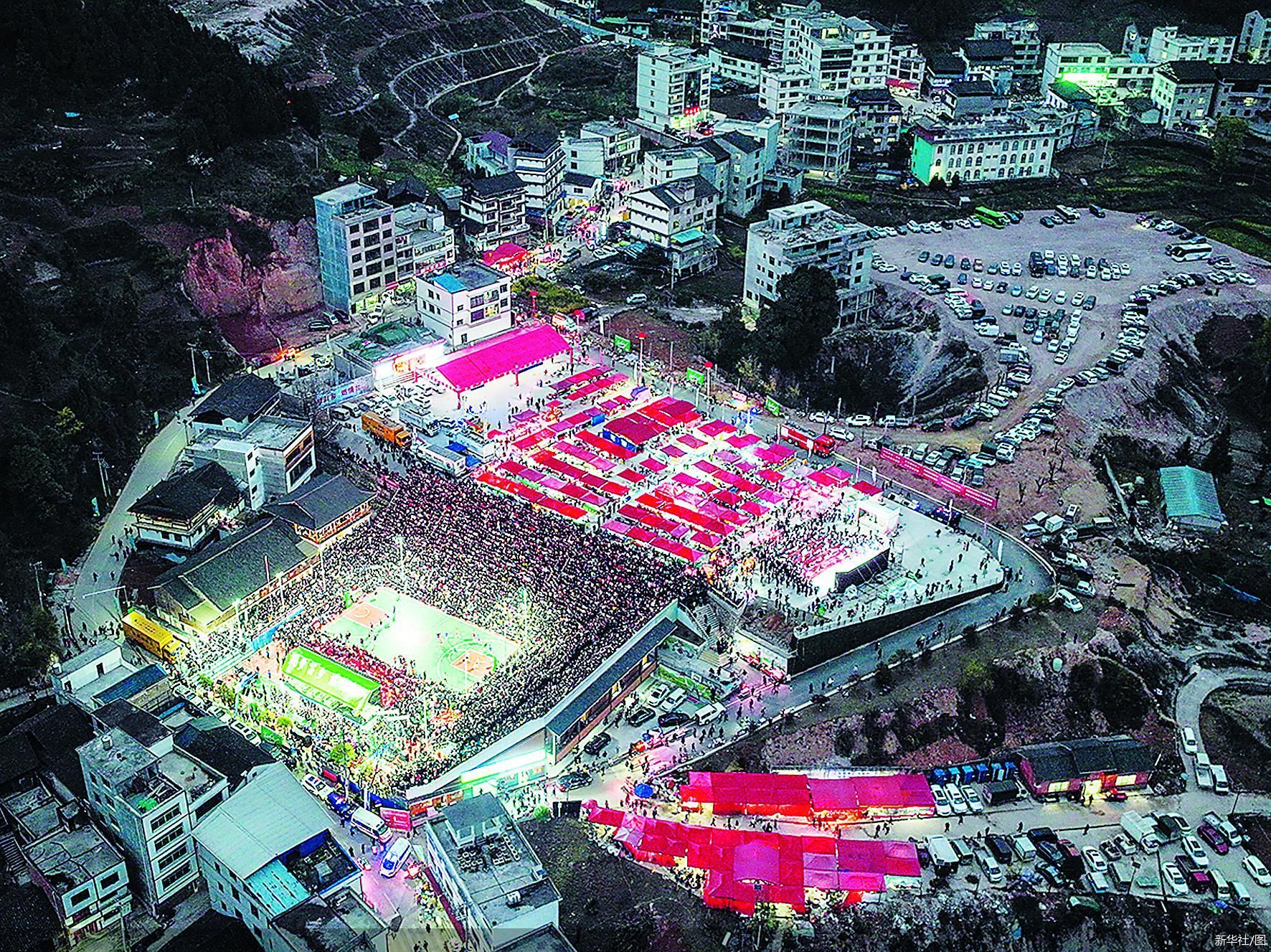 村霸酒后非法入室打老人,村ba贵州总决赛