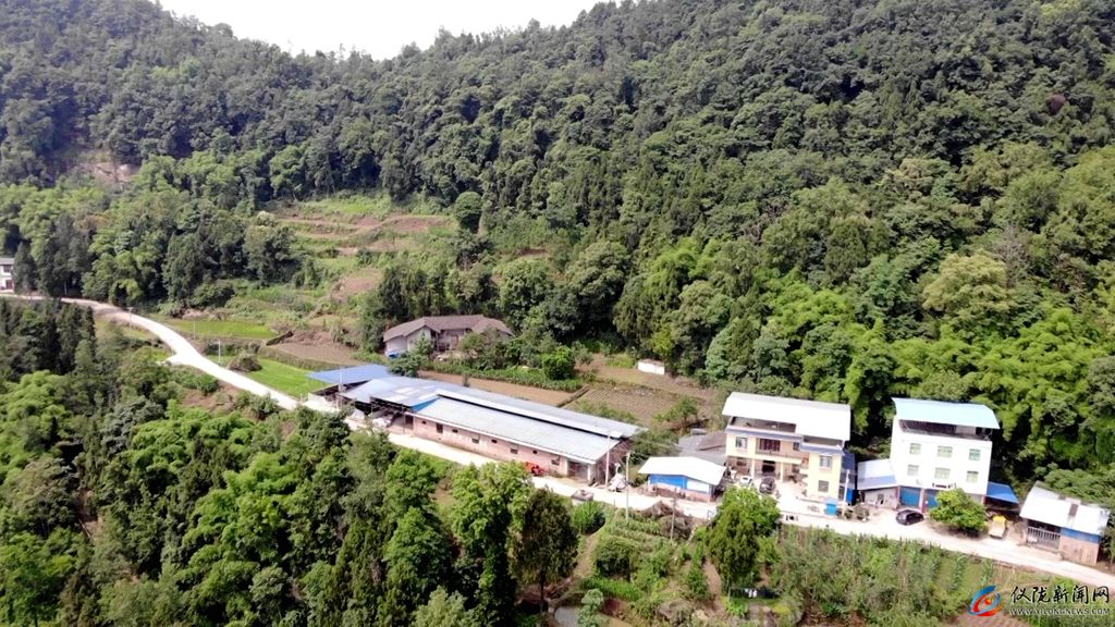 村村有特色产业户户有增收渠道,村有产业户户可增收吗