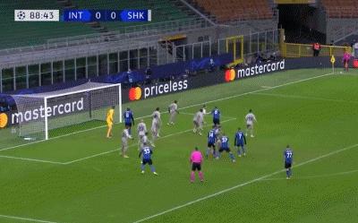 卢卡库4次绝佳进球,卢卡库进入梅阿查