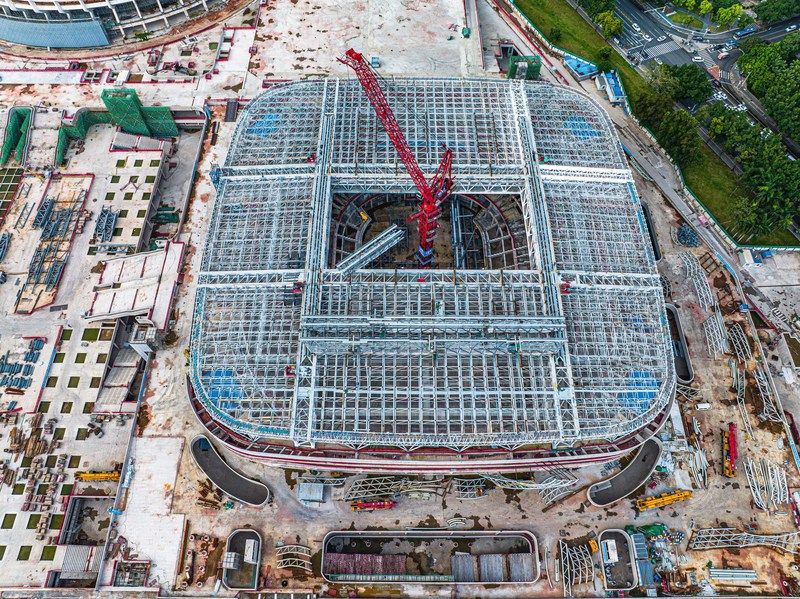 专业足球场一体看台,体育场改造成专业足球场有多难