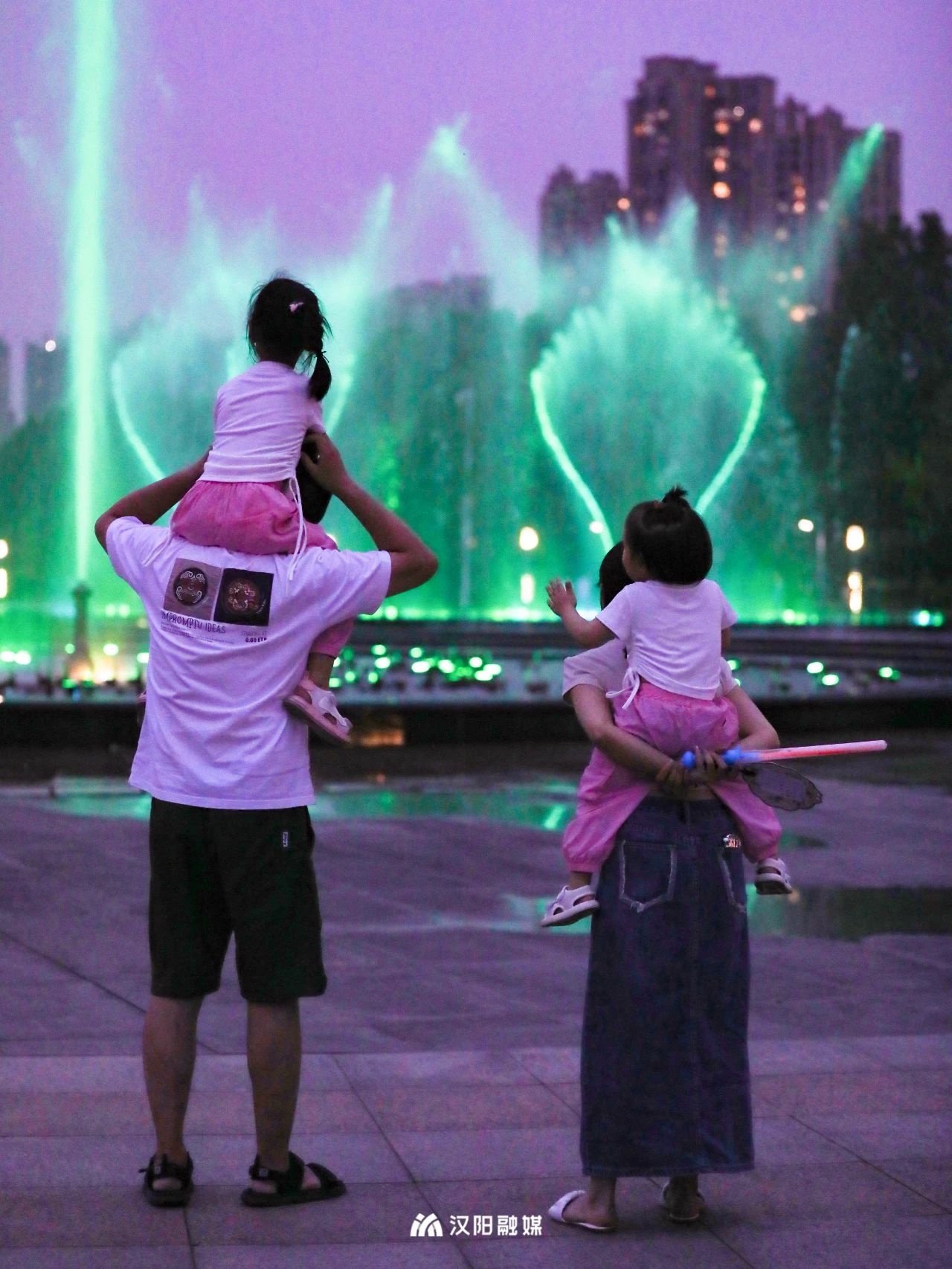武汉音乐喷泉在哪里,武汉最大喷泉在哪里