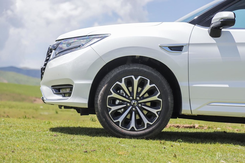 本田ur-v试驾冠道,大五座东风suv