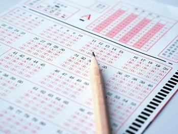 高考550分女孩选什么专业好,高考分出来后怎样找院校