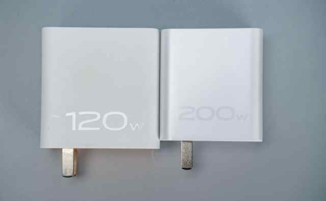 iqoo11s属于高端旗舰机吗,iqoo11s是旗舰吗