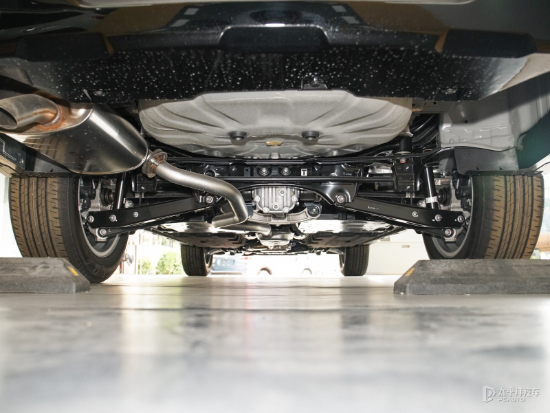 50万到100万的suv到底该怎么选,2022年20-25万的suv最佳推荐