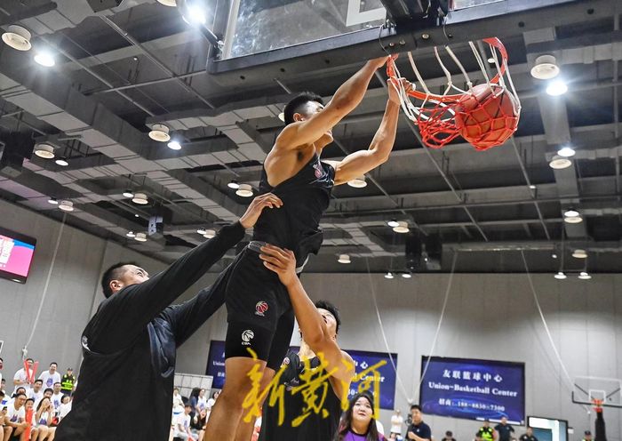 高诗岩陶汉林续约山东男篮,这就是灌篮山东队vs追梦队陶汉林