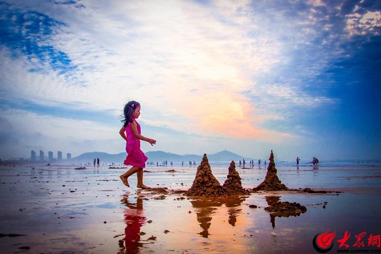 “啤酒节”推介创意快闪在西湖西海岸文旅的“杭州时刻”