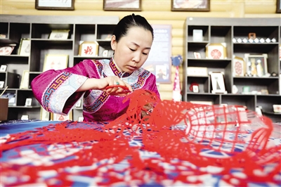 【凝心聚力谋发展且以诗意共远方】莫力达瓦达斡尔族自治旗：嫩江水畔风情独具精彩嬗变绘就新篇