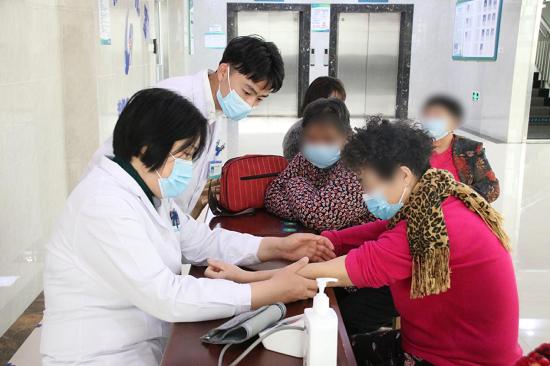 临沂黄峰医生,中医黄峰医生简历