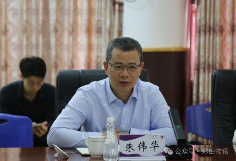 福田区领导到香港中文大学(深圳)附属彩田学校考察调研