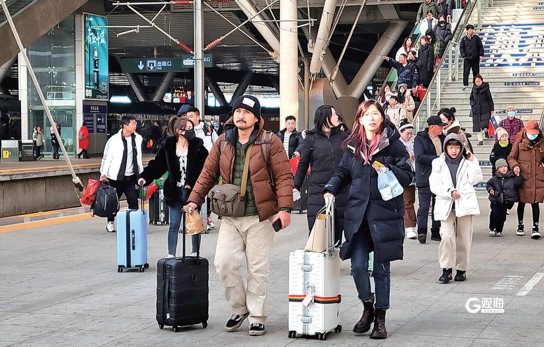 南来北往行李箱,春运返程南来北往